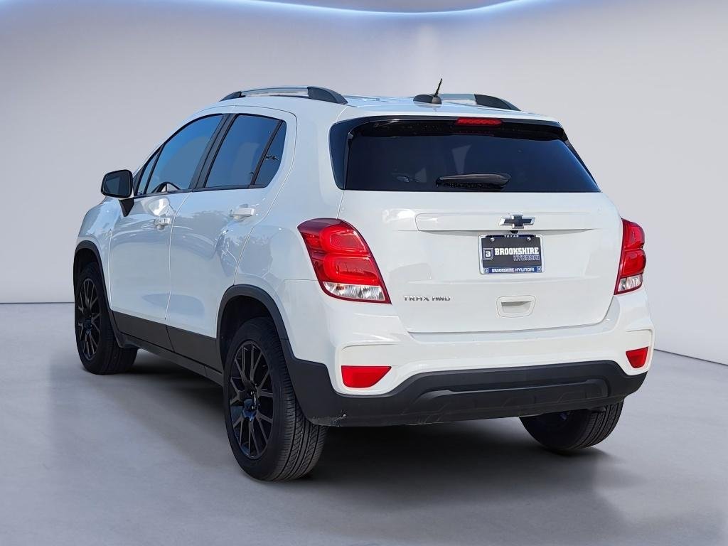 Used 2022 Summit White Chevrolet LT image 7