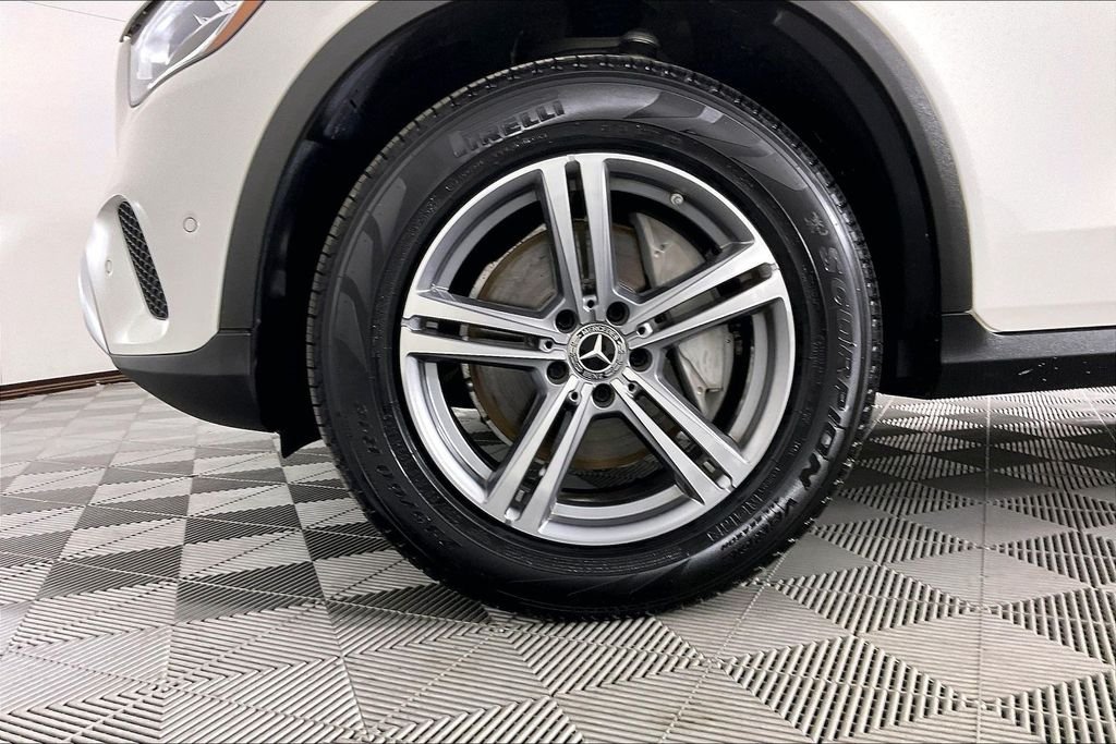 2021 Mercedes-Benz GLC GLC300 - Photo 8