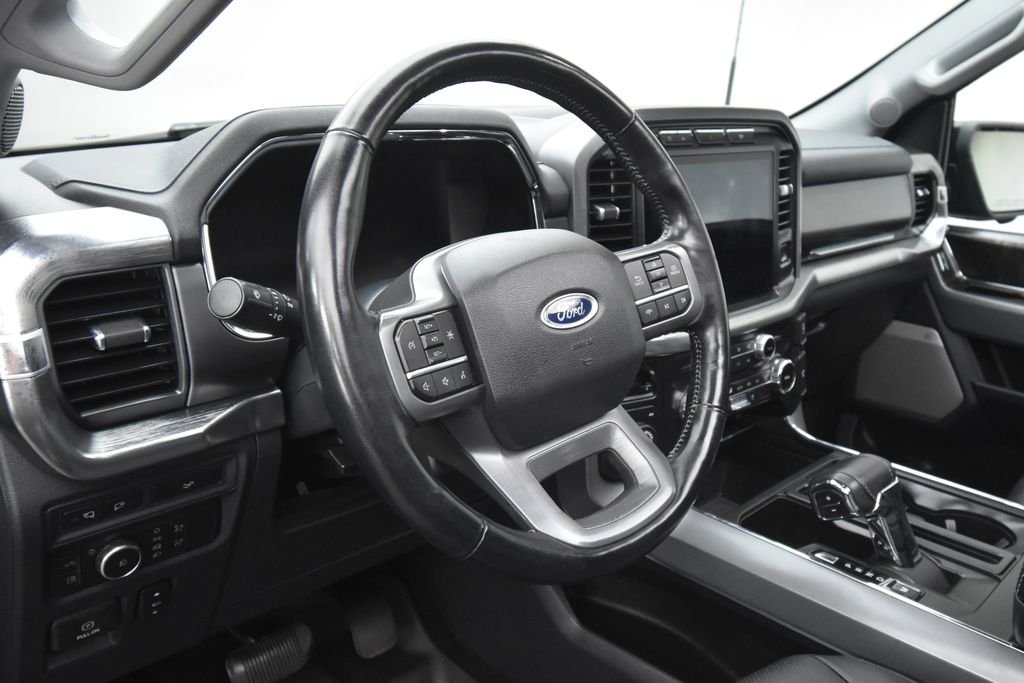 Used 2022 Atlas Blue Metallic Ford Lariat image 12