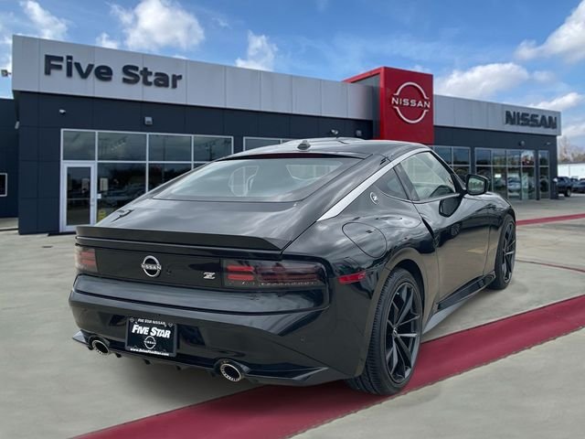 Used 2025 Black Nissan Performance image 6