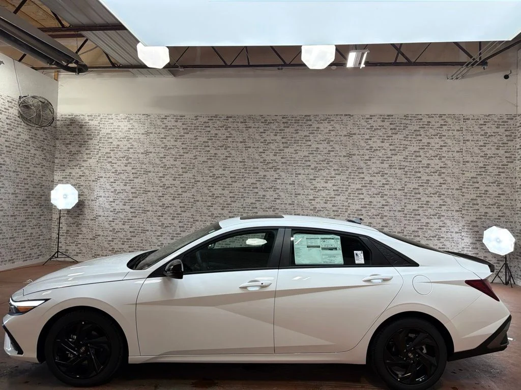 New 2026 Serenity White Hyundai SEL Sport image 4