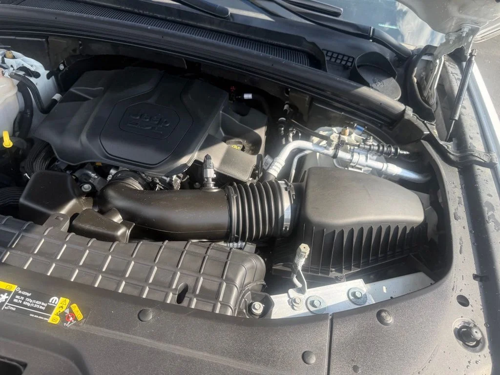 Used 2022 White Jeep Summit image 62