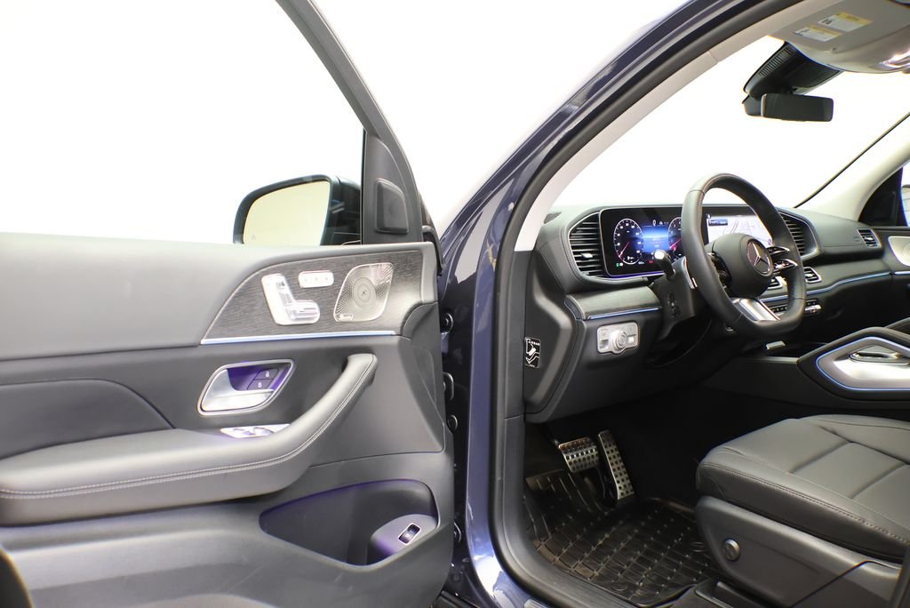 2026 Mercedes-Benz GLS Base - Photo 36