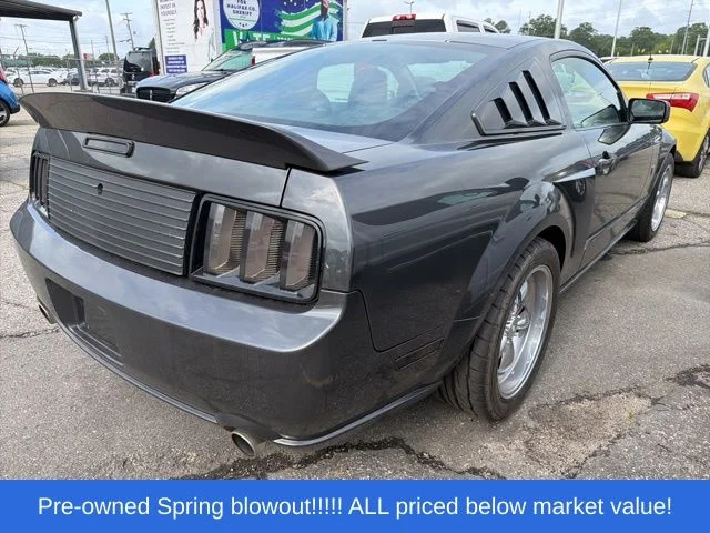 Used 2008 Gray Ford GT Premium image 7