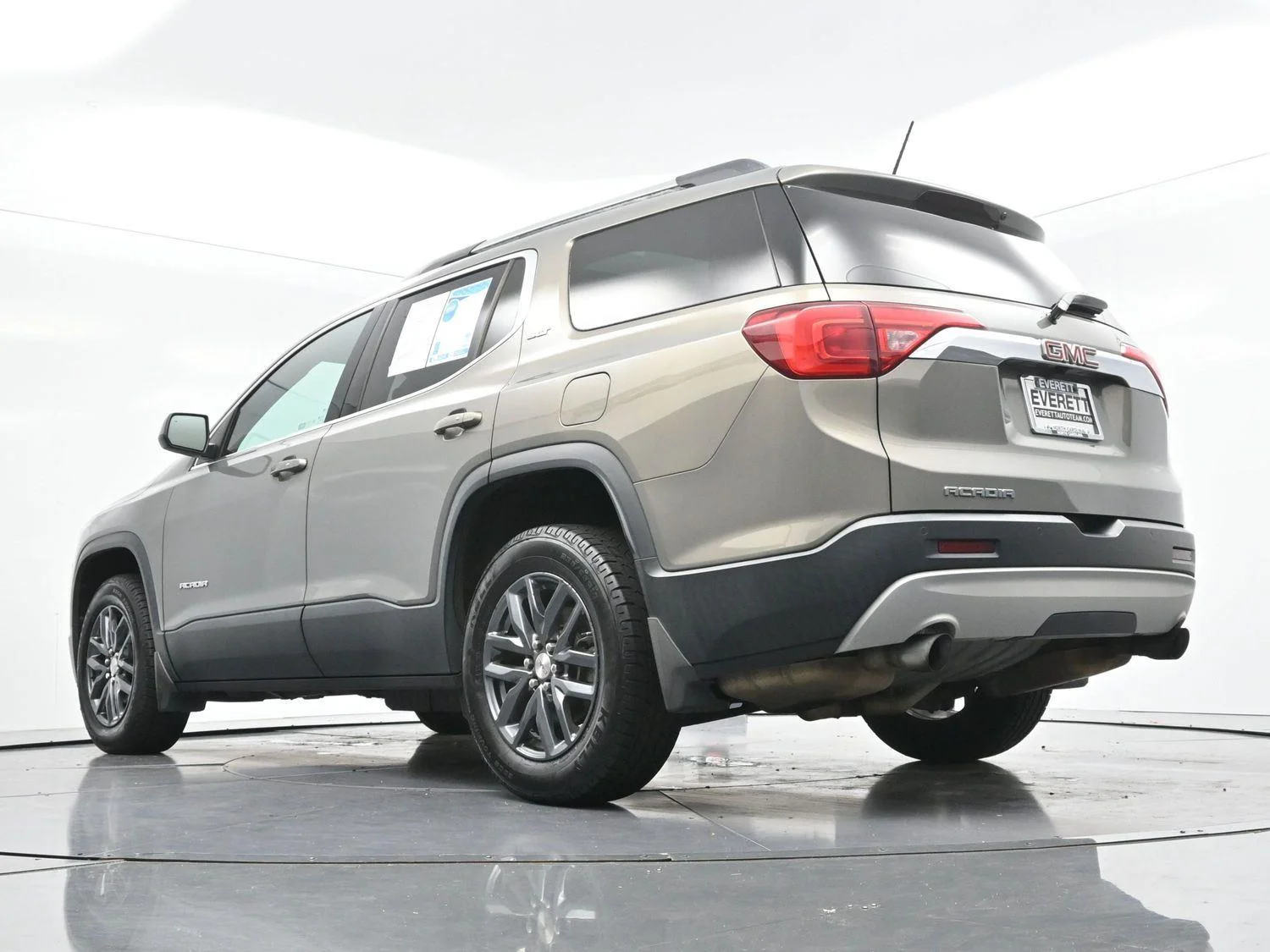 Used 2019 PEPPERDUST METALLIC GMC SLT image 57