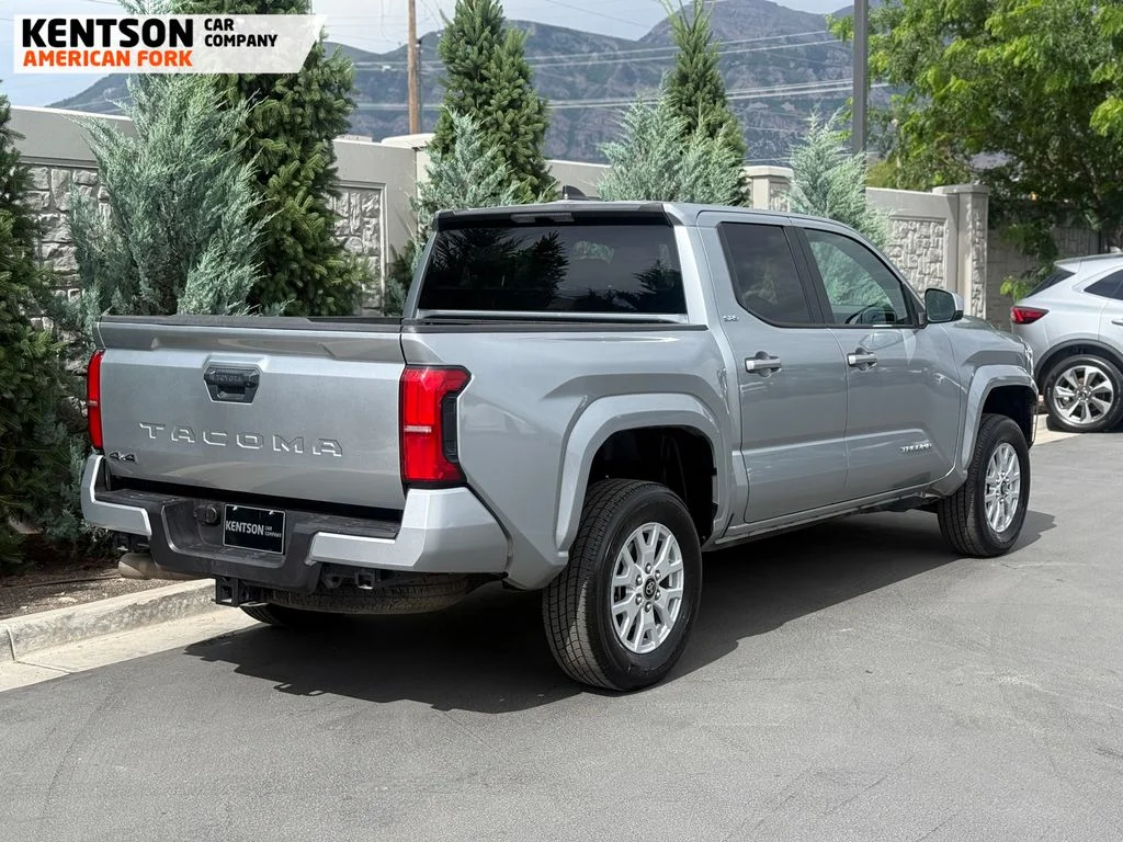 Used 2025 Silver Toyota SR5 image 8