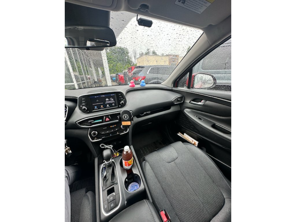 Used 2019 Scarlet Red Hyundai SE image 9