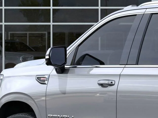 2026 GMC Yukon XL Denali - Photo 12