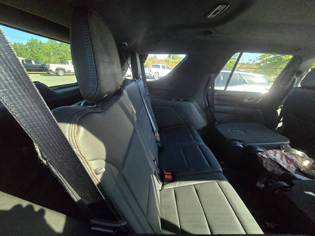 Used 2022 BLACK Chevrolet High Country image 6