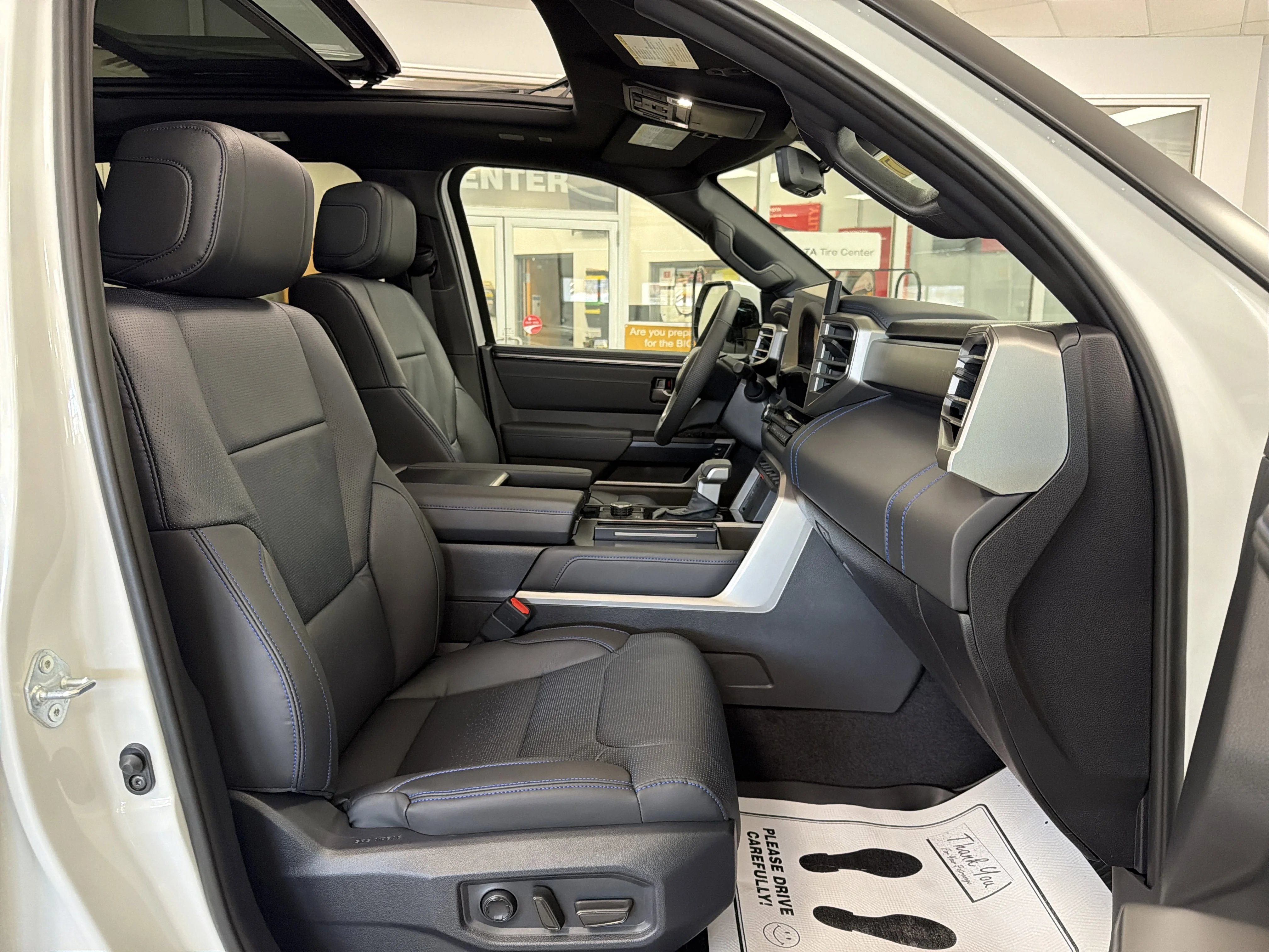 2026 Toyota Sequoia Platinum - Photo 43