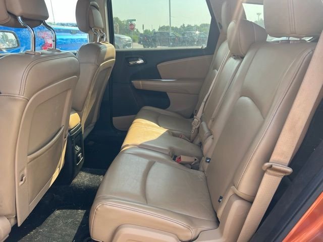 Used 2011 Orange Dodge Crew image 17