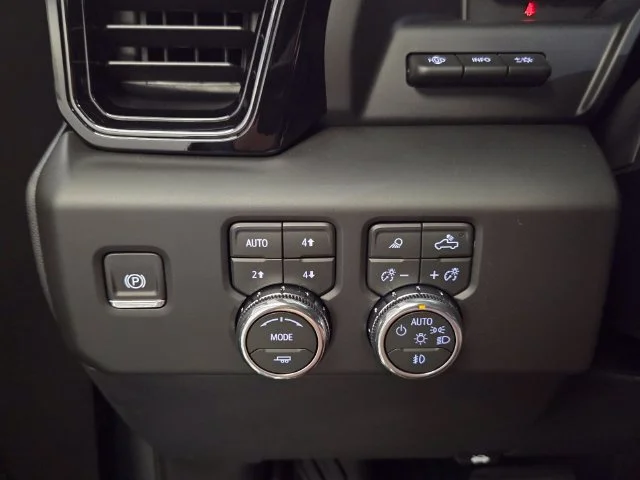 New 2026 Sterling Metallic GMC AT4 image 30