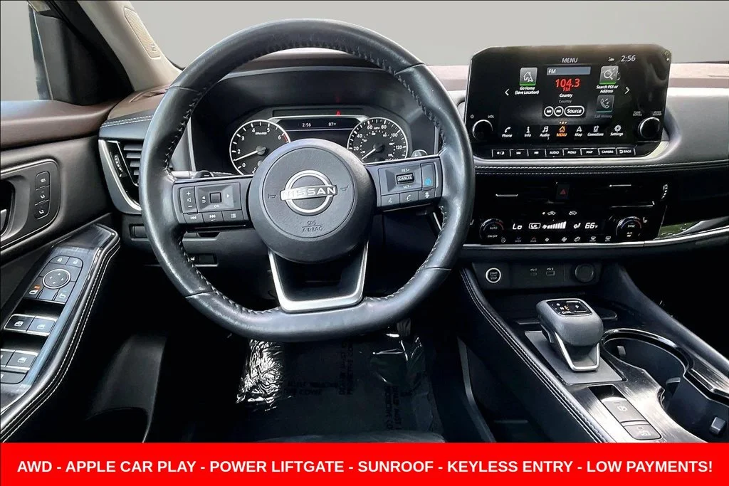 Used 2023 Gray Nissan SL image 8