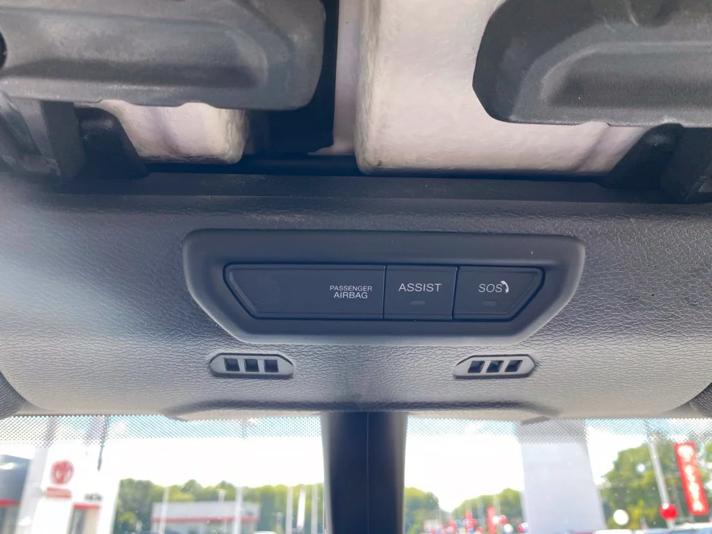Used 2021 Black Jeep Overland image 25