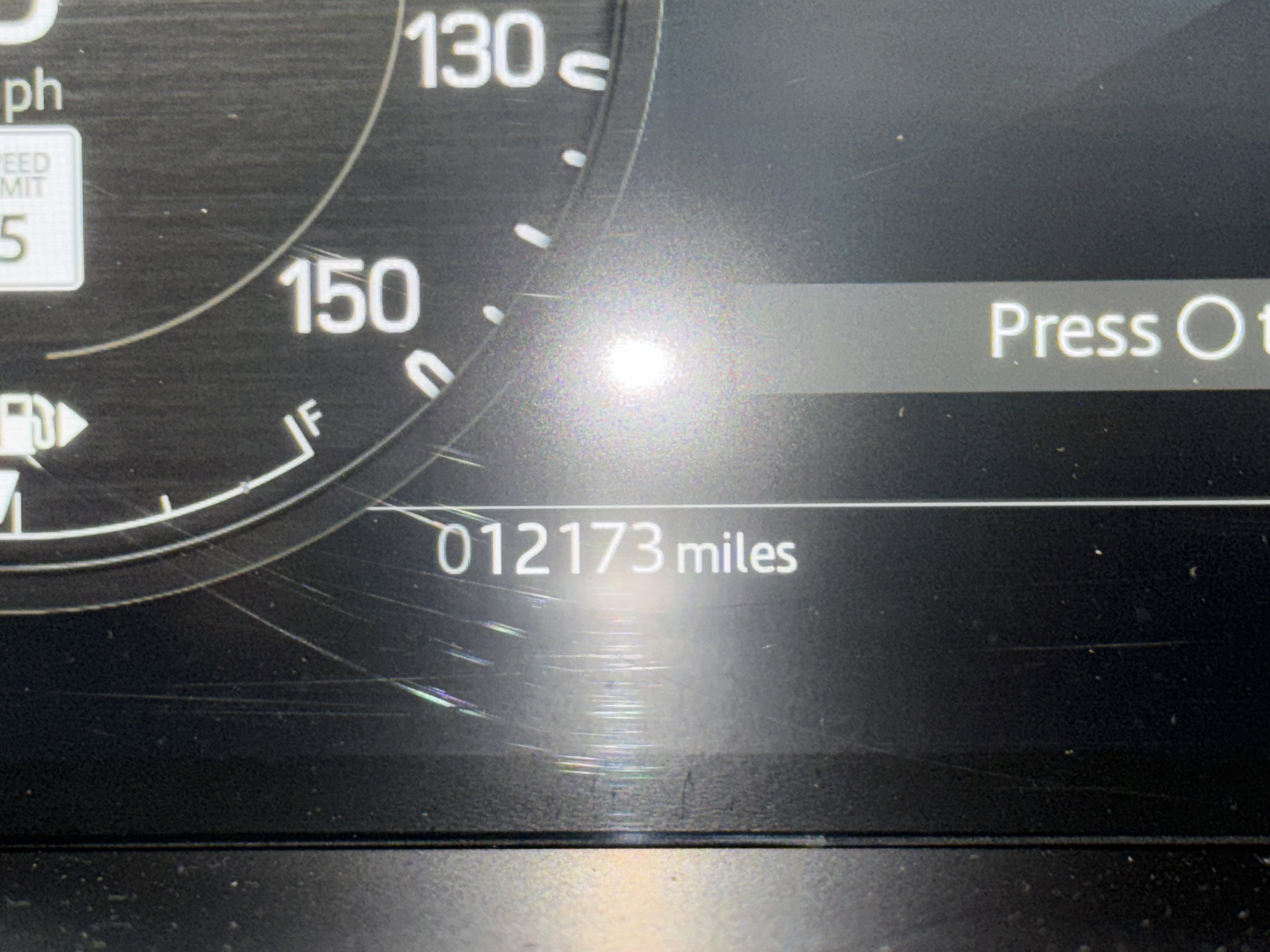 Used 2024 Fuji White Land Rover SE image 25