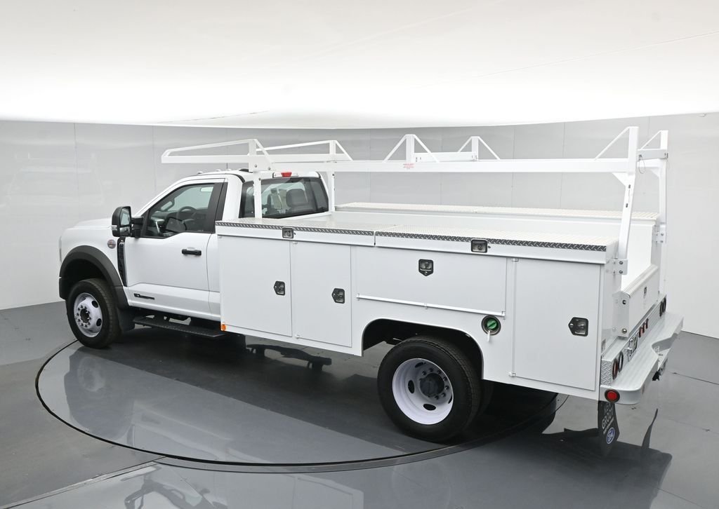 2025 Ford F-550 Super Duty Chassis Cab XL - Photo 47