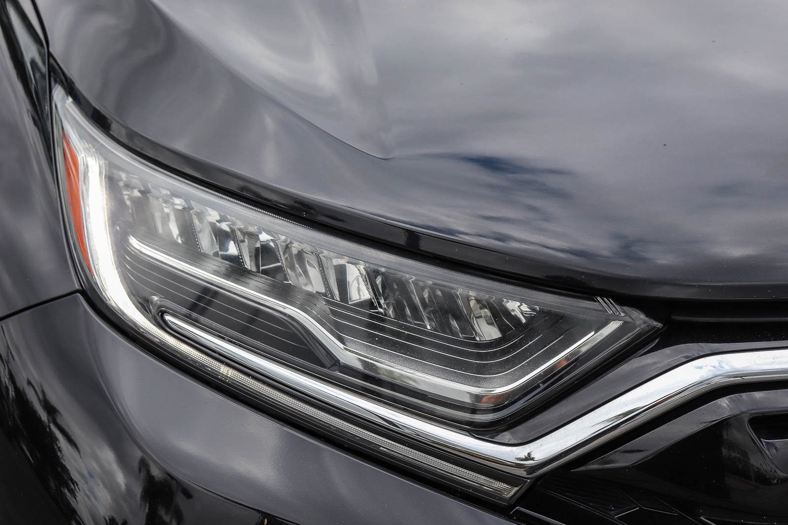 Certified Used 2022 Black Honda EX-L image 6