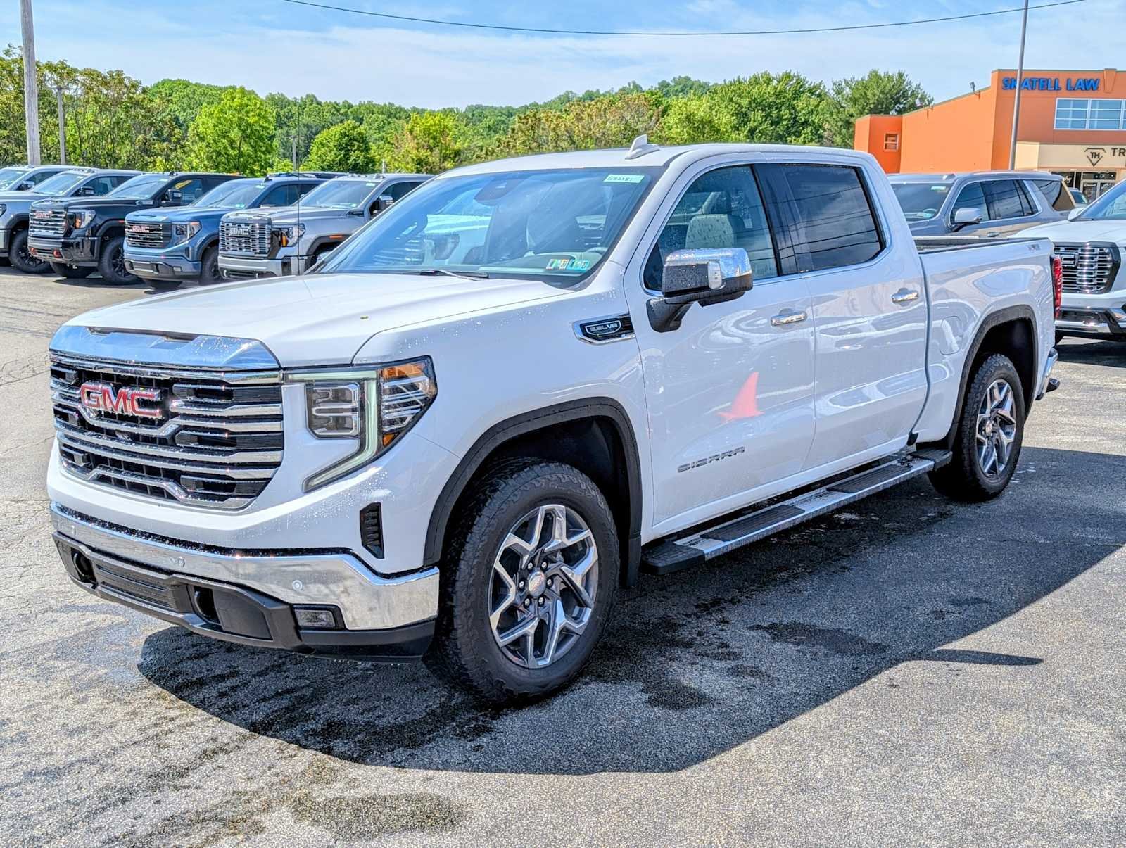 2026 GMC Sierra 4WD Crew Cab Short Box SLT's photo