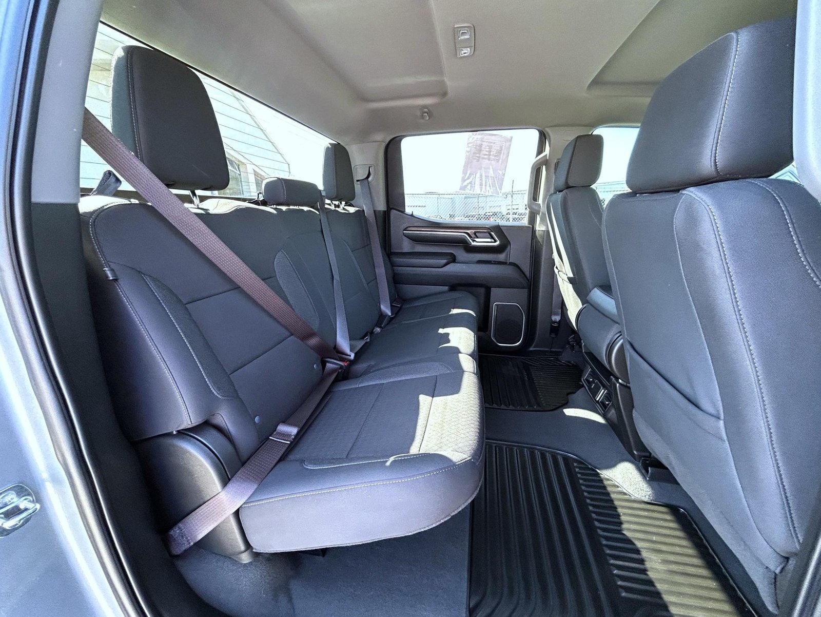 2023 Chevrolet Silverado 1500 LT - Photo 19