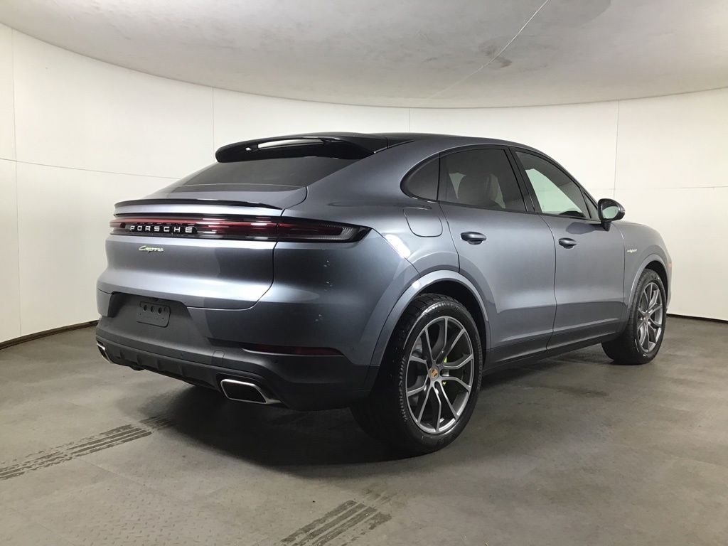 New 2026 Vanadium Grey Metallic Porsche  image 7