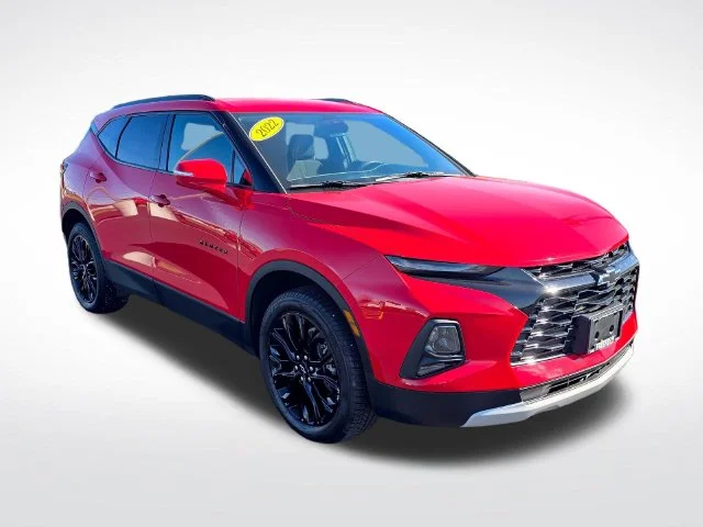 Used 2022 Red Chevrolet LT image 3