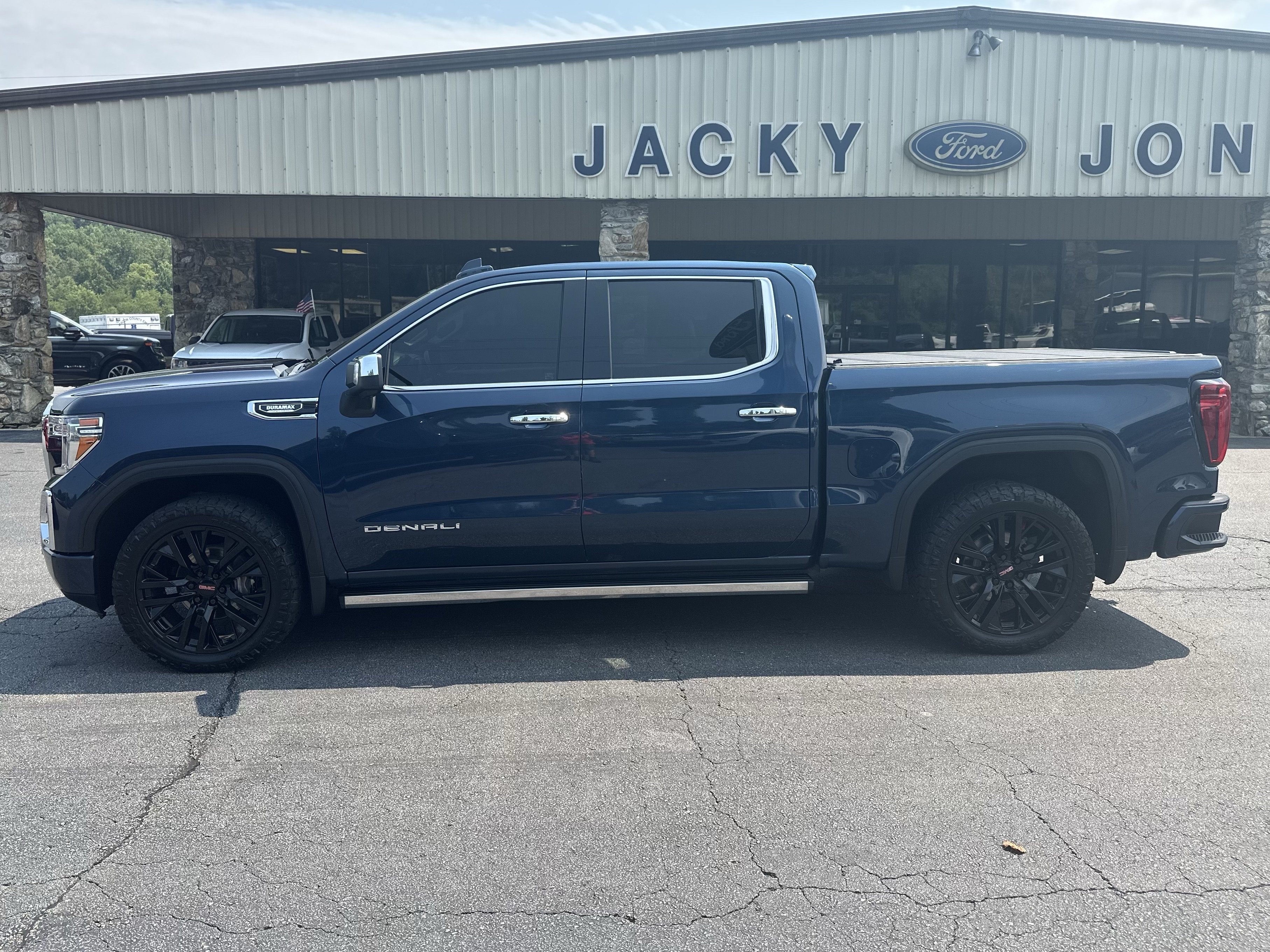 Certified Used 2020 Pacific Blue Metallic GMC Denali image 1