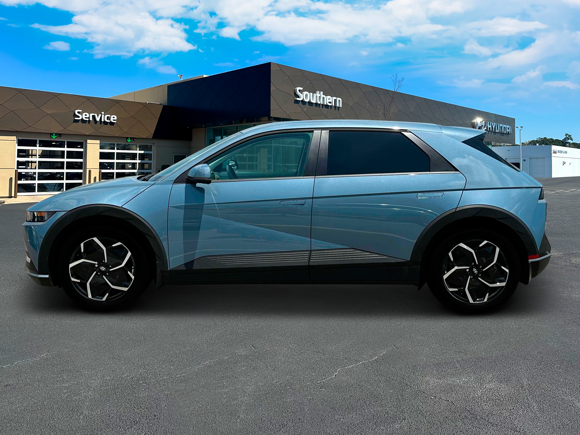 New 2024 Blue Hyundai SEL image 3