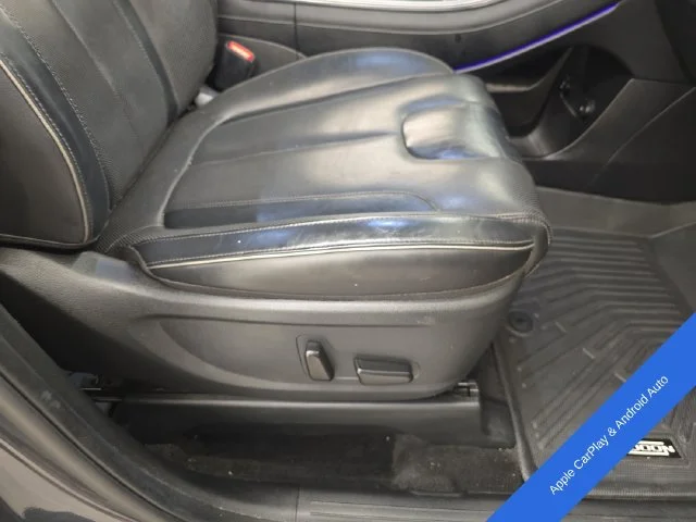 Used 2020 Steel / Graphite Hyundai Limited image 10