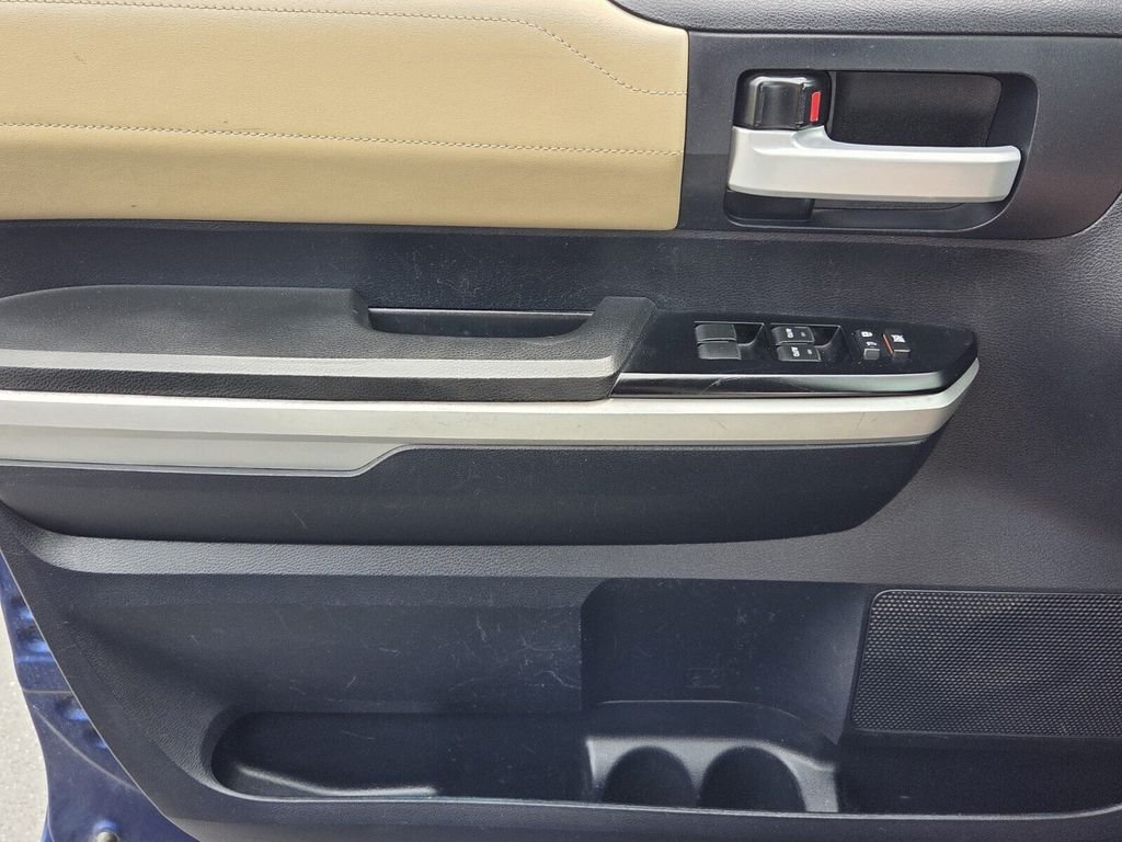 Used 2014 Blue Toyota Limited image 28