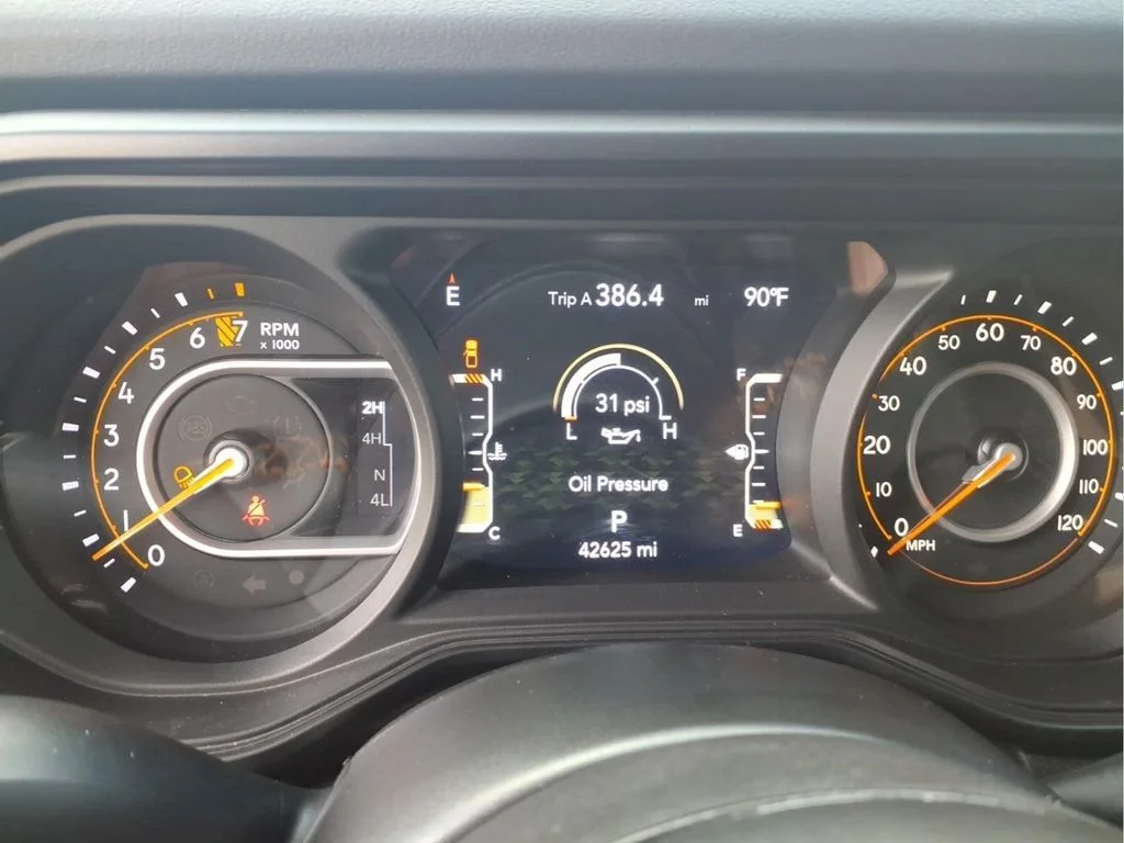 Used 2024 Silver Jeep Mojave image 21