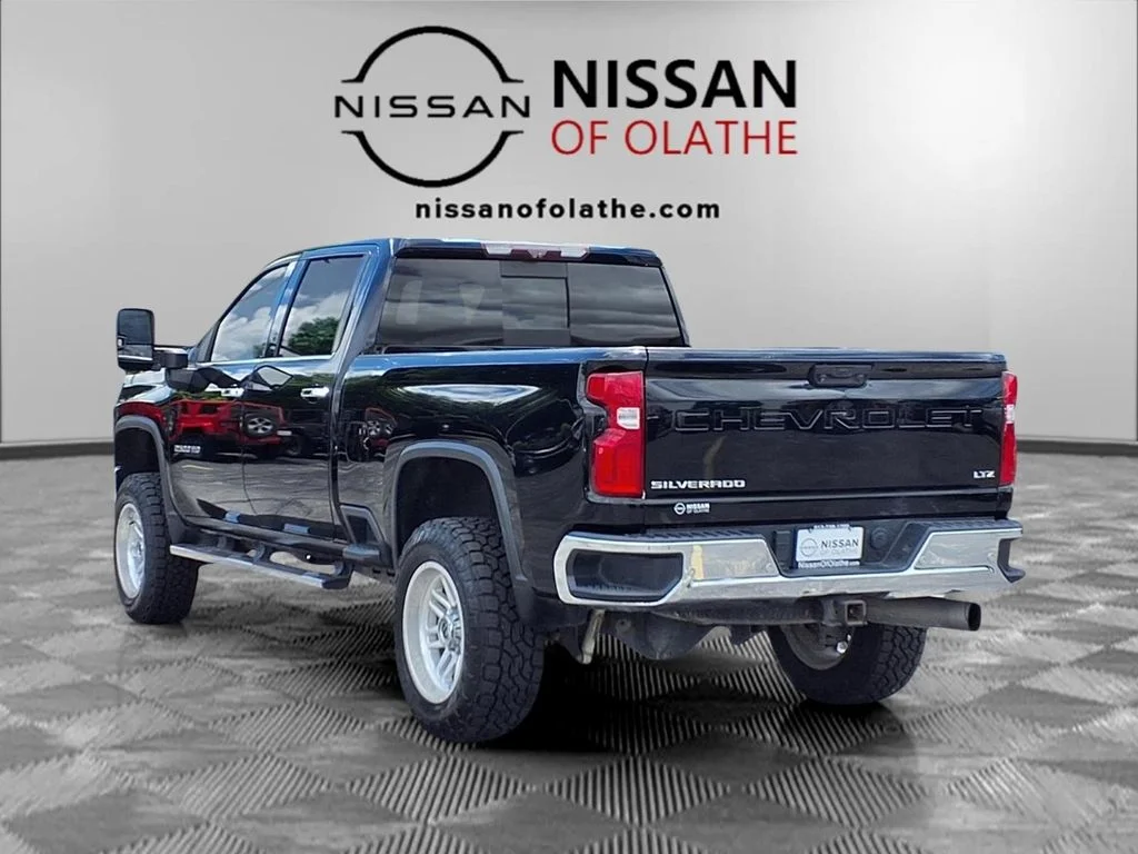 Used 2020 Black Chevrolet LTZ image 3