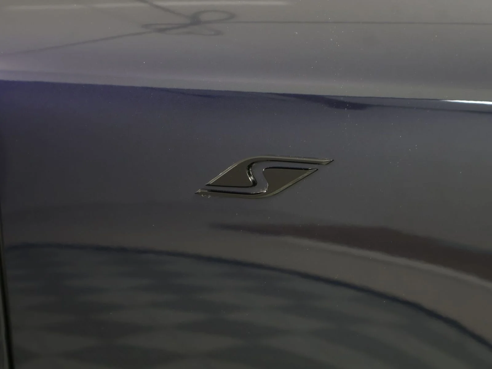 New 2026 Dark Sapphire Bentley GTC S image 16