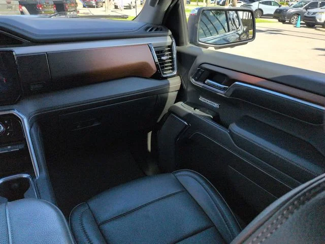 Used 2024  GMC Denali image 16