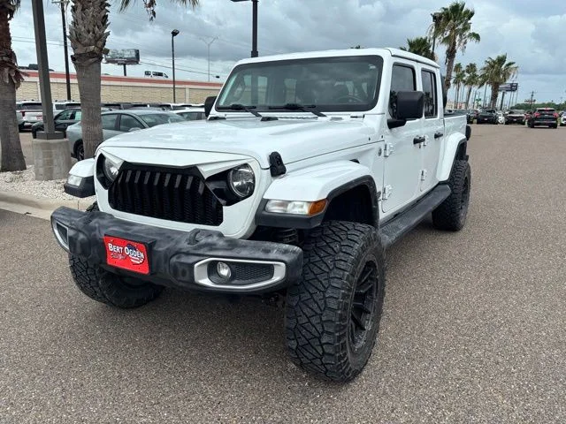 Used 2021 White Jeep Overland image 3