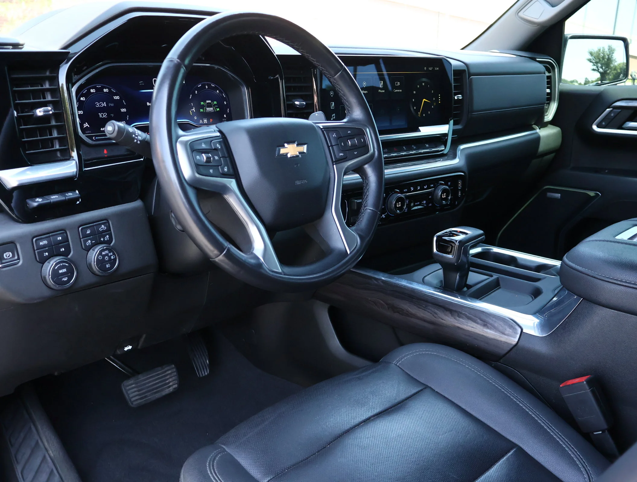 Used 2022 Black Chevrolet LTZ image 3
