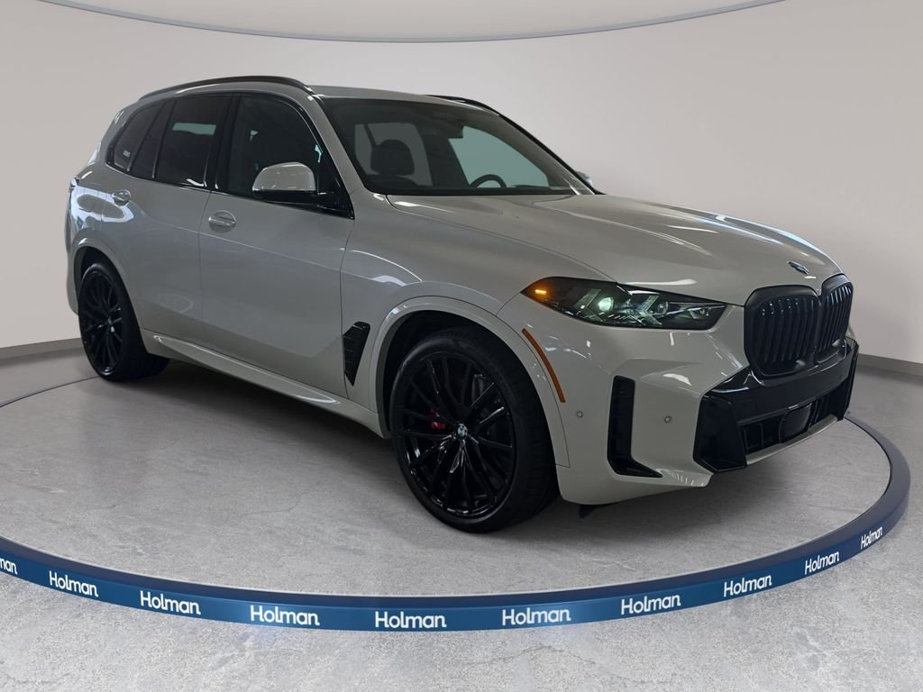 New 2026 Mineral White Metallic BMW sDrive40i image 3