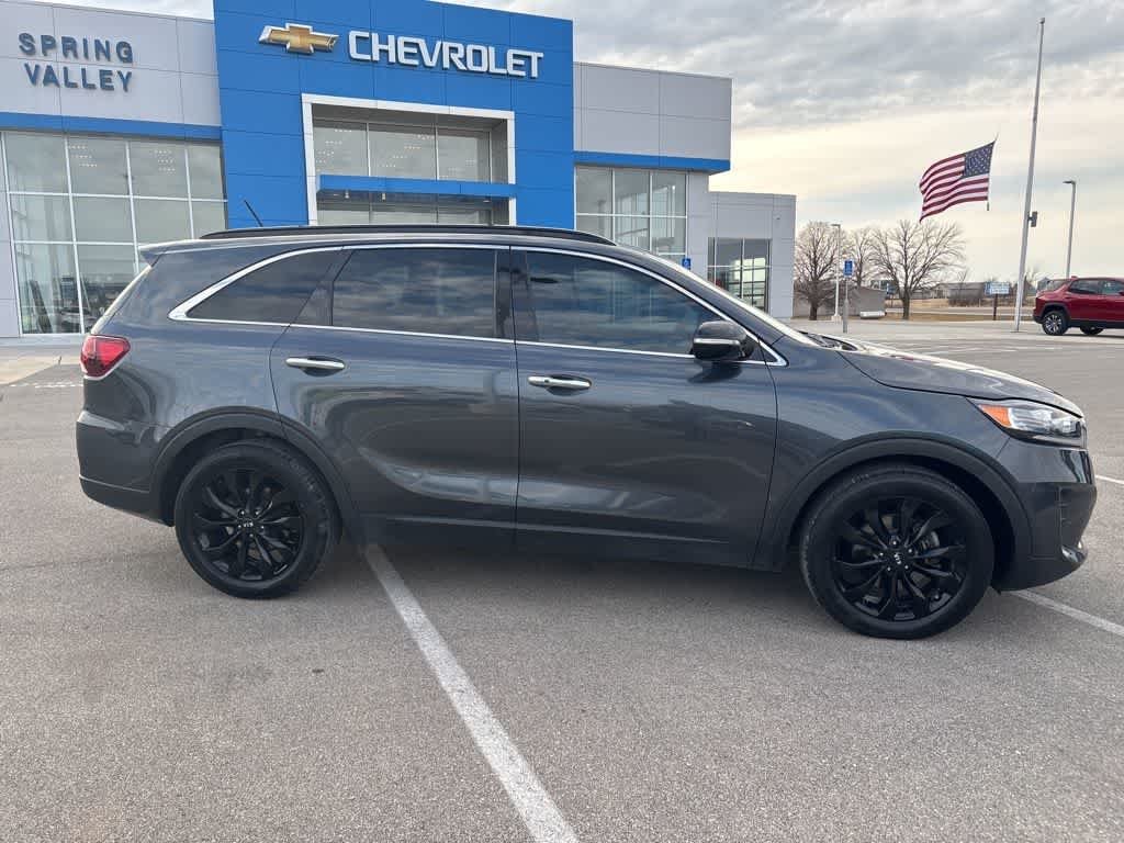 Used 2020 Kia Sorento S with VIN 5XYPG4A58LG694575 for sale in Spring Valley, Minnesota