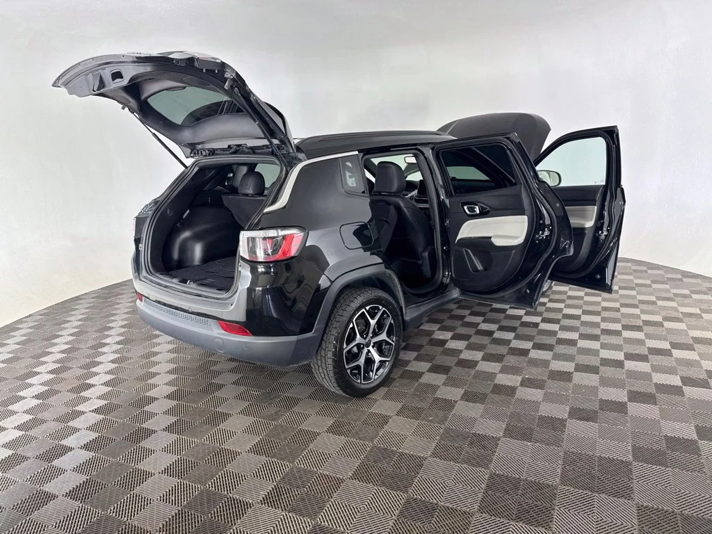Used 2025 Black Jeep Limited image 15