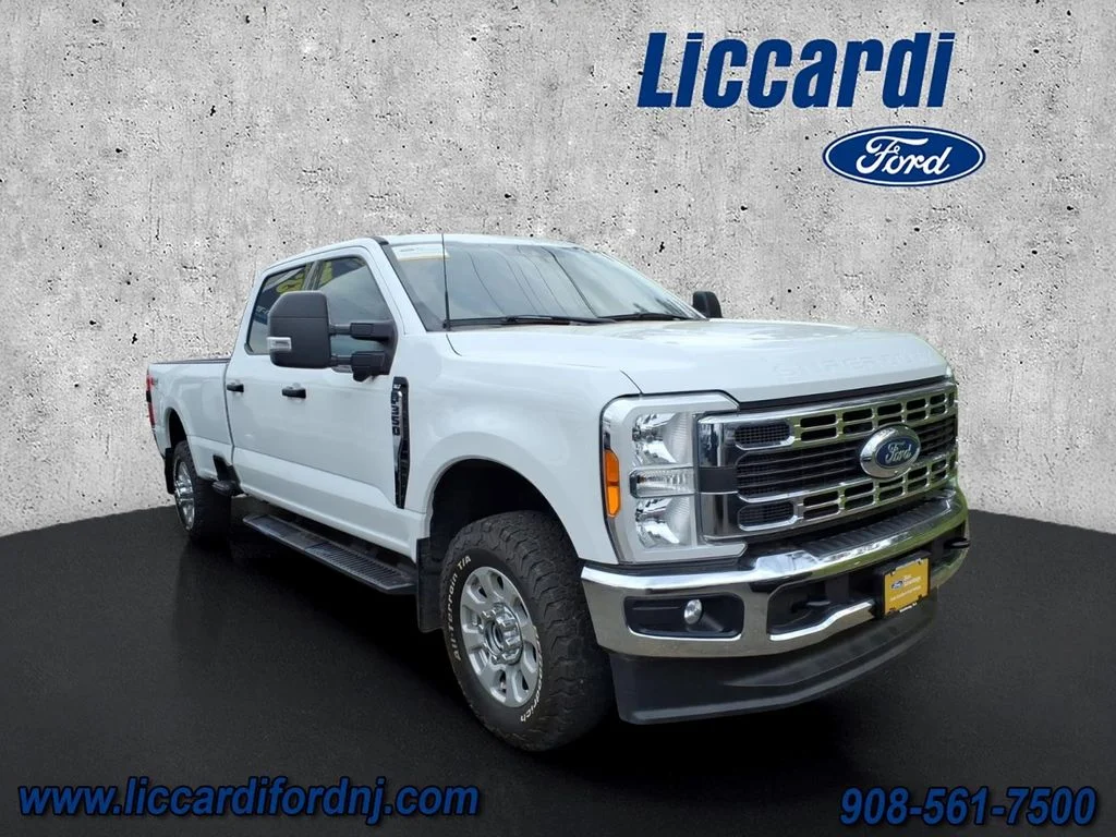 2023 Ford F-350 XLT 4x4 Crew Cab 176 in SRW's photo
