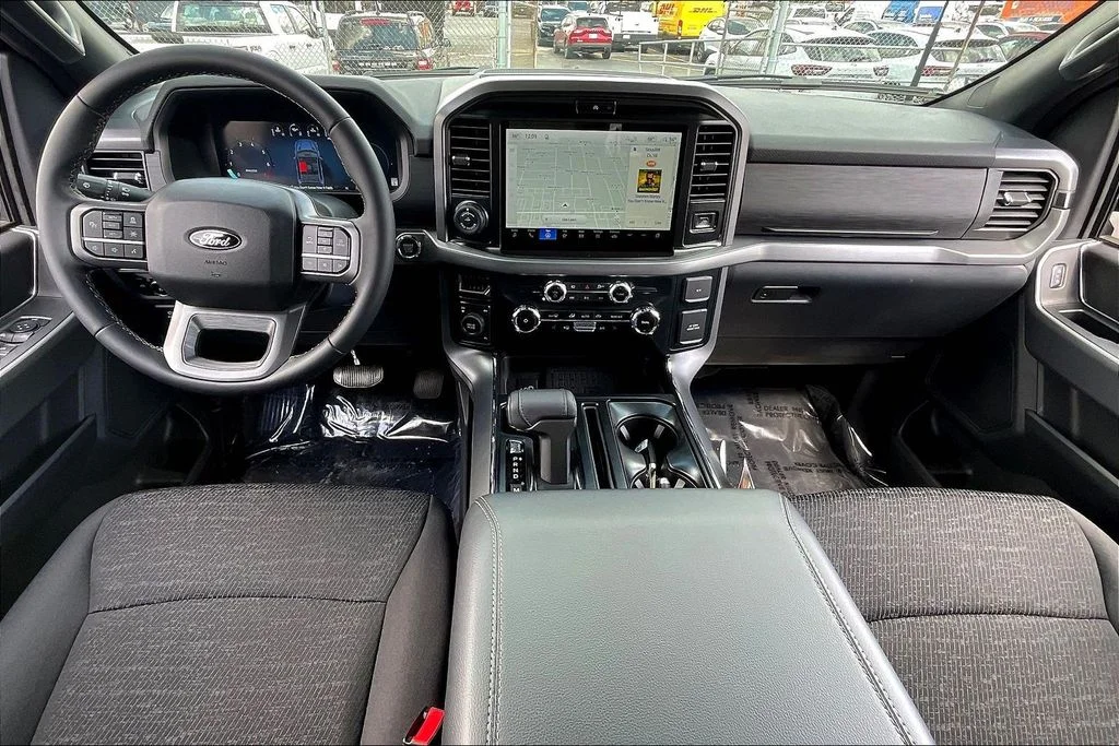 New 2026 Agate Black Metallic Ford XLT image 9
