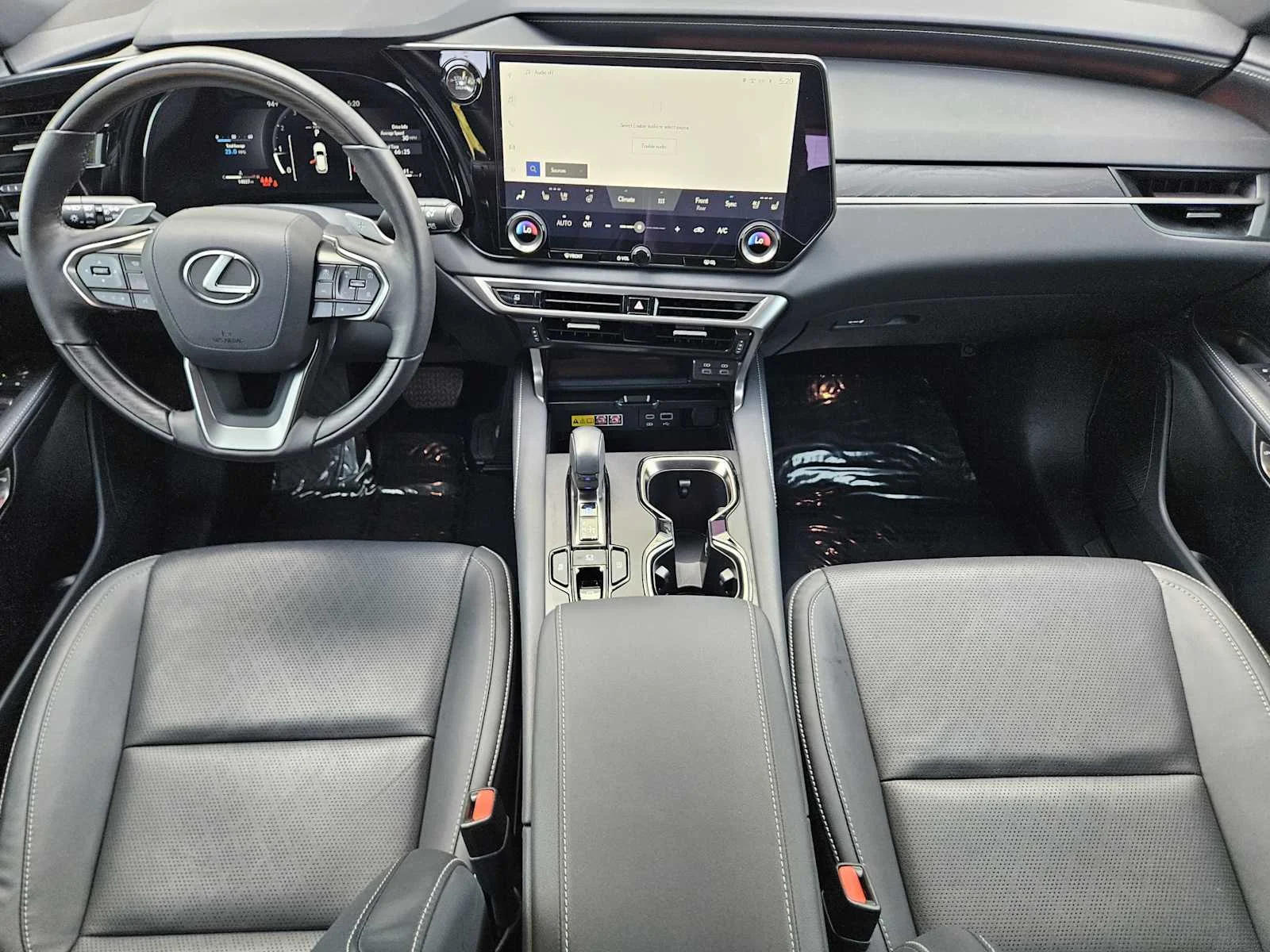 Certified Used 2025 IRIDIUM Lexus Premium Plus image 21