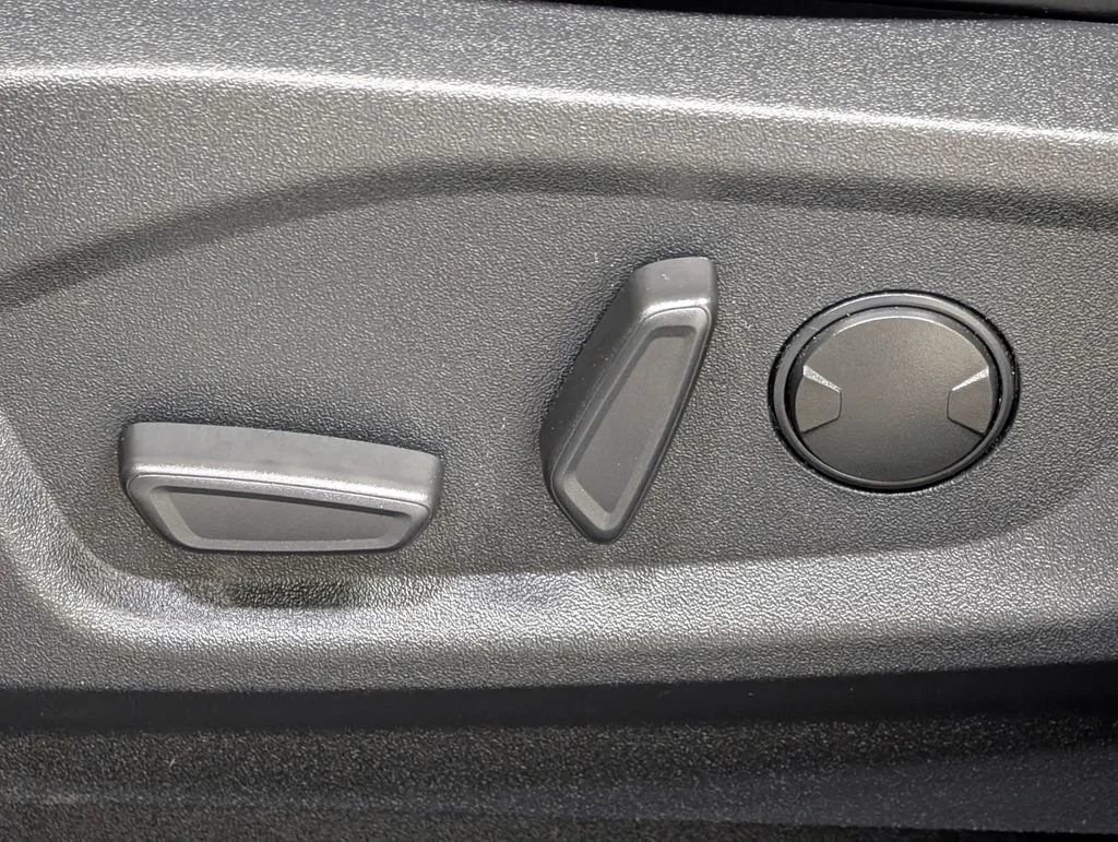 Certified Used 2024 Agate Black Metallic Ford SEL image 12