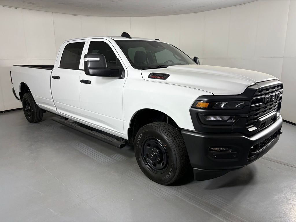 New 2026 Bright White Clearcoat RAM Tradesman image 2
