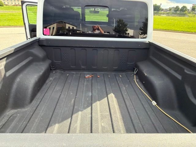 Used 2021 White Jeep Mojave image 9