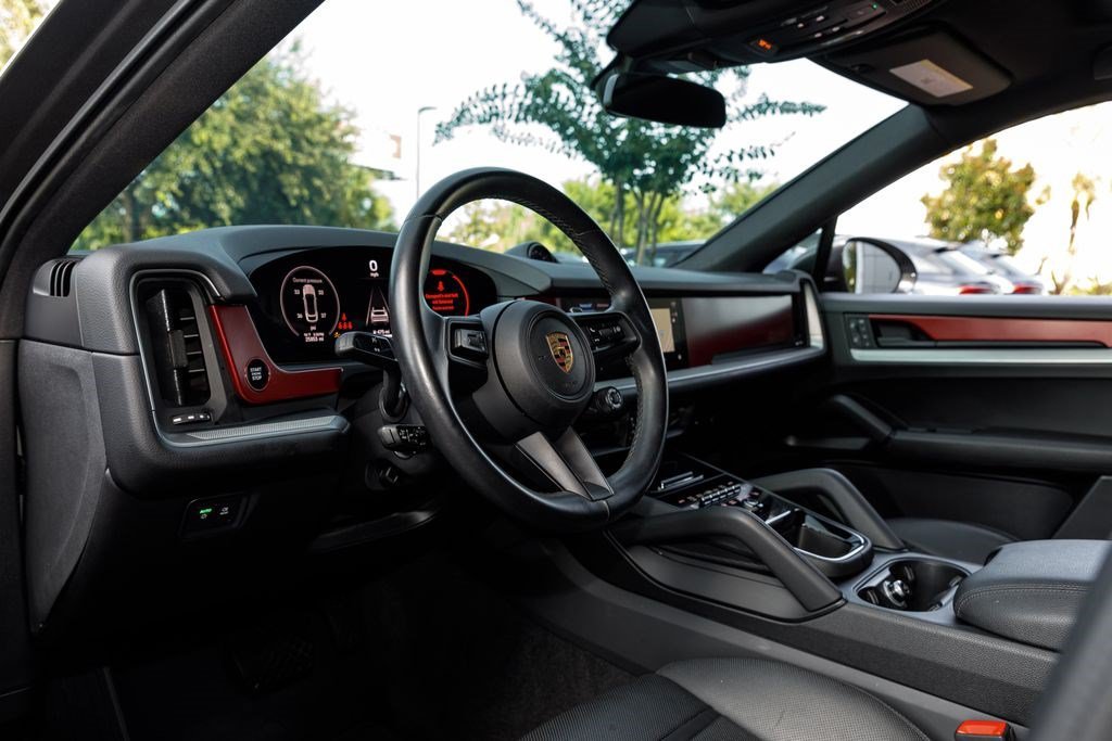 Used 2024 Quartzite Grey Metallic Porsche  image 33