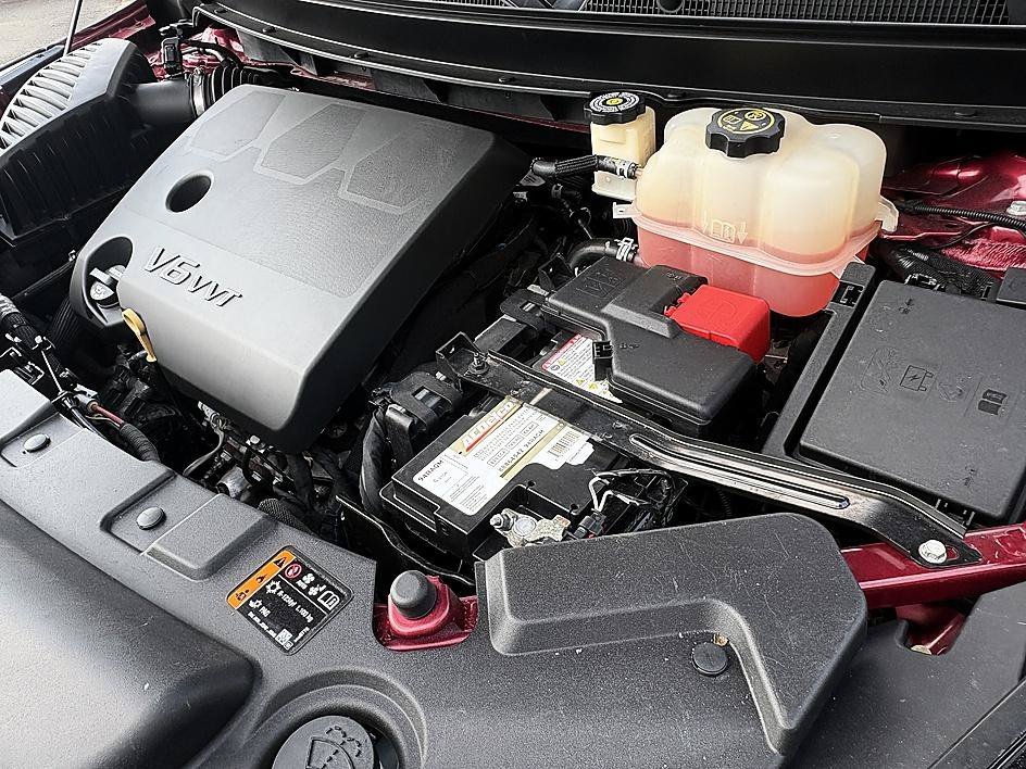 Used 2020 Red Quartz Tintcoat Buick Essence image 25