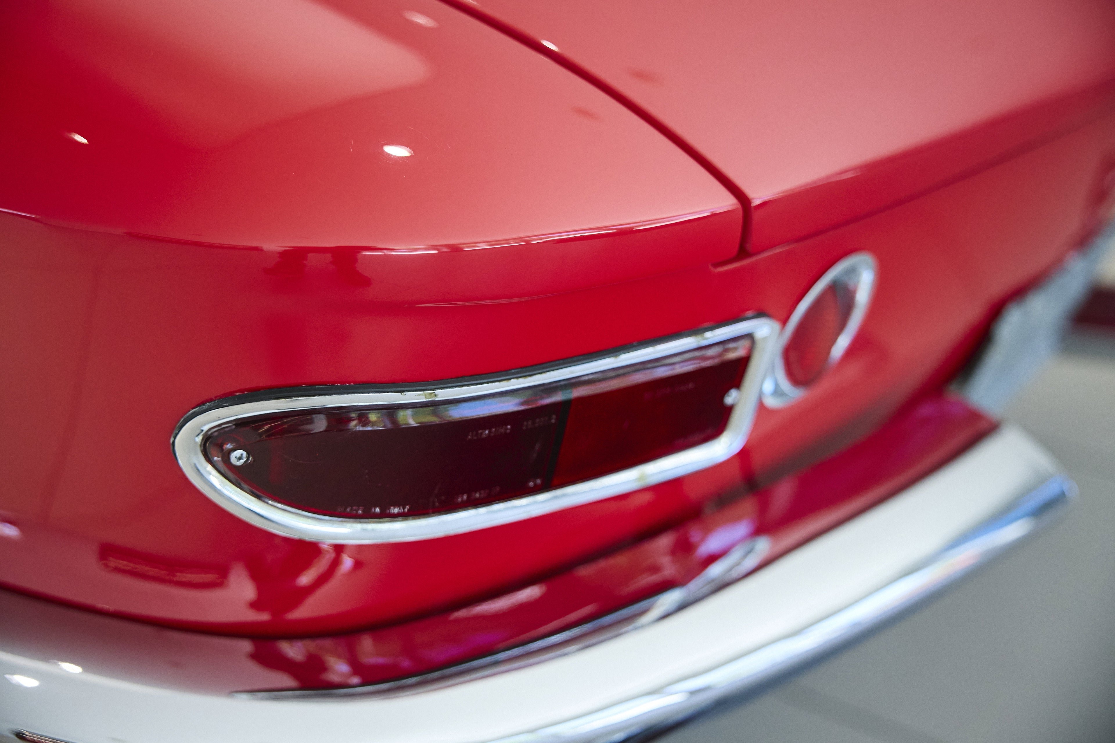 Used 1967 Rosso Ferrari  image 32