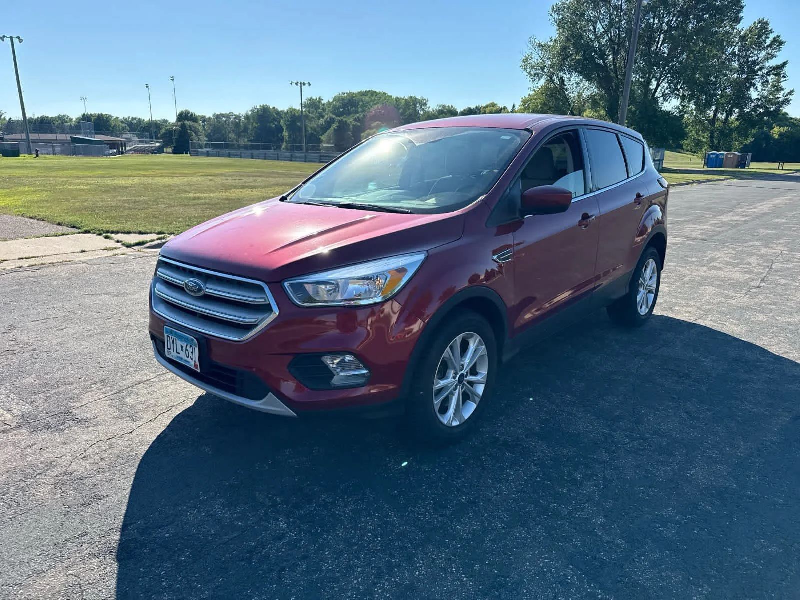Used 2019 Ruby Red Metallic Tinted Clearcoat Ford SE image 4
