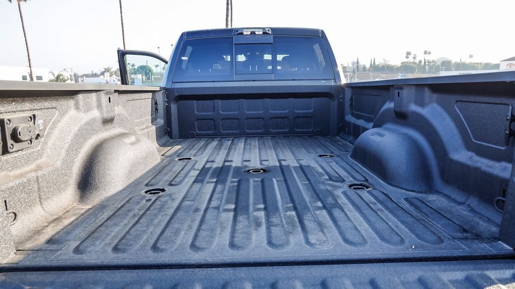 New 2026 Diamond Black Ram Tradesman image 30