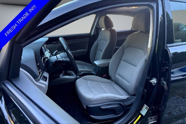 Used 2018 Black Hyundai Value Edition image 23